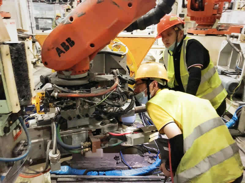 瑞图工业机器人-现场2