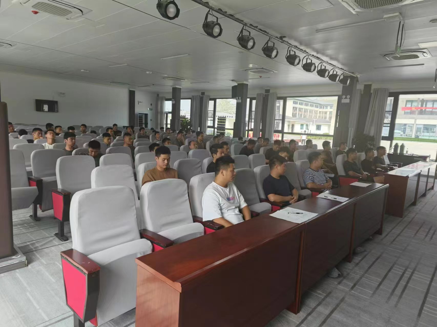 微信图片_20241009094332.jpg 微信图片_20241009094332.jpg