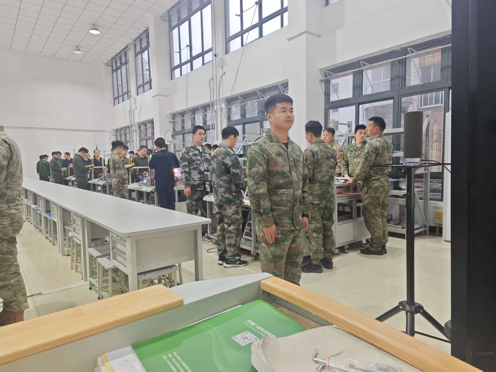 裴金佳部长视察安徽省退役军人“政校企”合作示范培训班授课情况